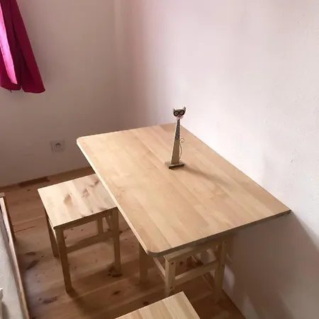بيت ضيافة S Laskou Karel 3*